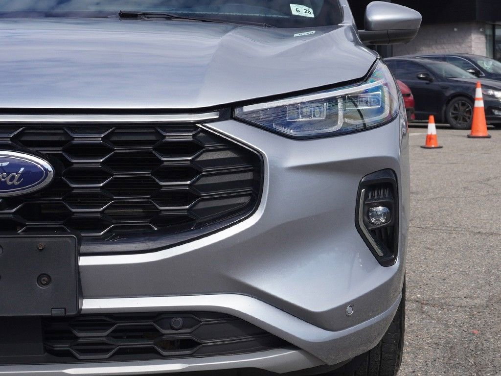 2023 Ford Escape ST-Line Elite