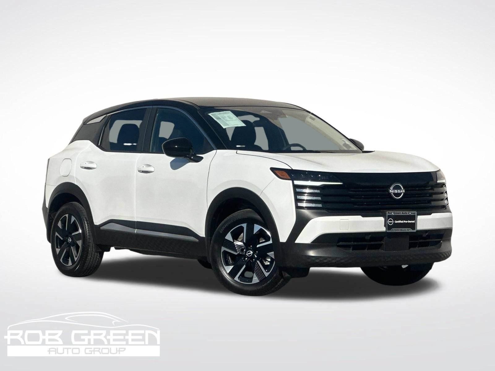 Used 2025 Nissan Kicks SV