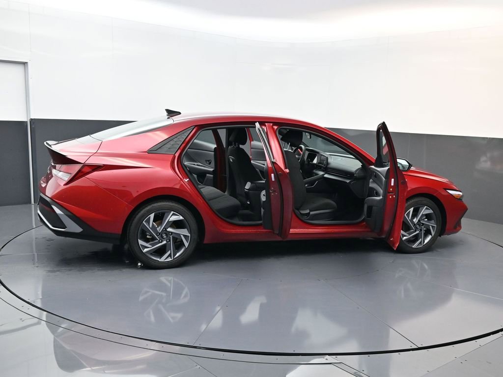 2025 Hyundai Elantra Sport