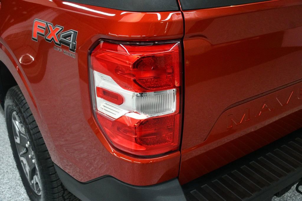 2023 Ford Maverick Lariat