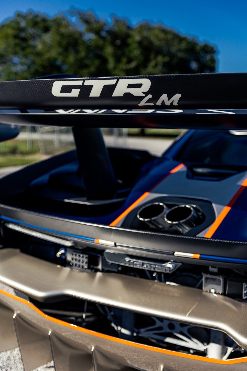 Used 2020 McLaren Senna photo 31