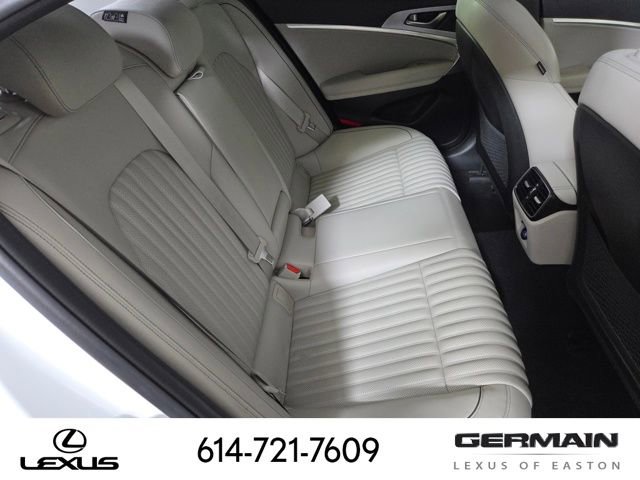 2022 Genesis G70 2.0T