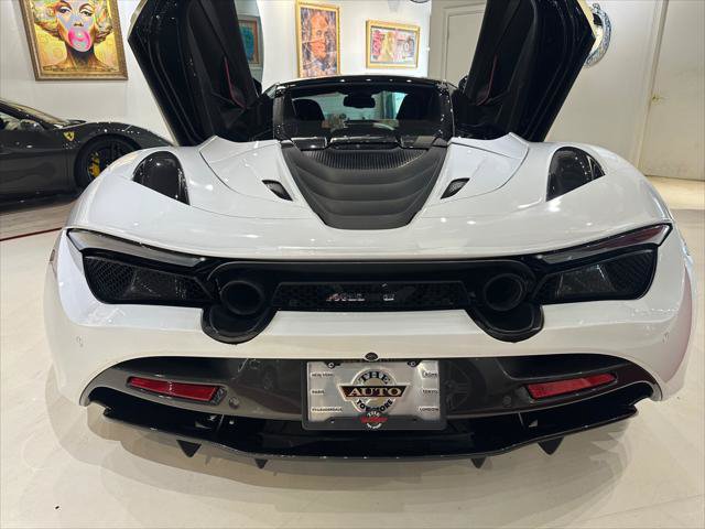 Used 2020 McLaren 720S Luxury photo 9