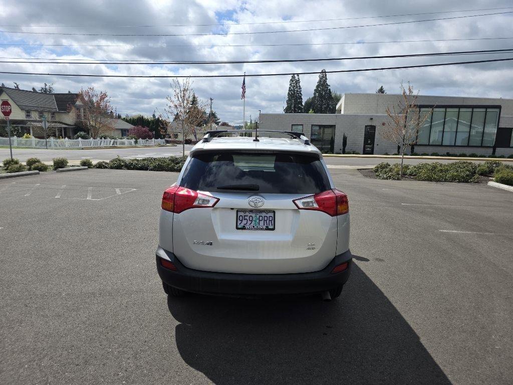 2014 Toyota RAV4 LE