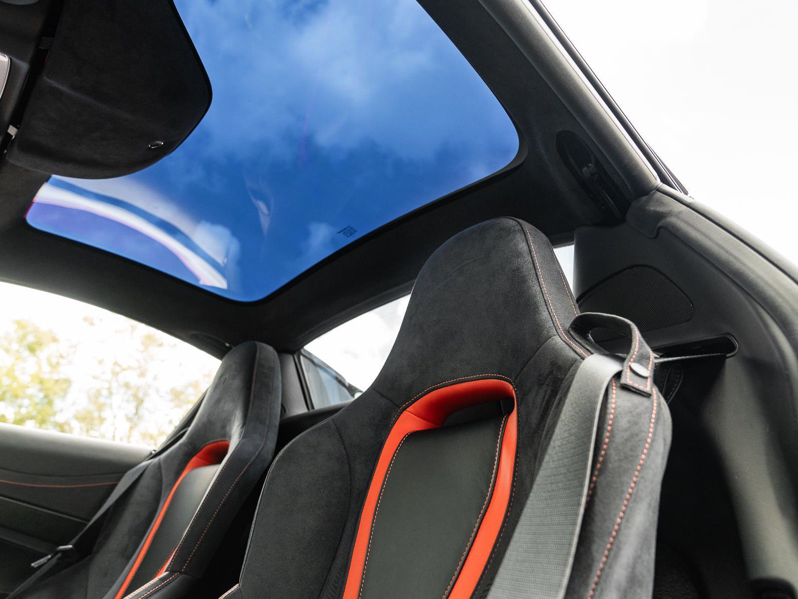Used 2020 McLaren 720S Performance photo 12