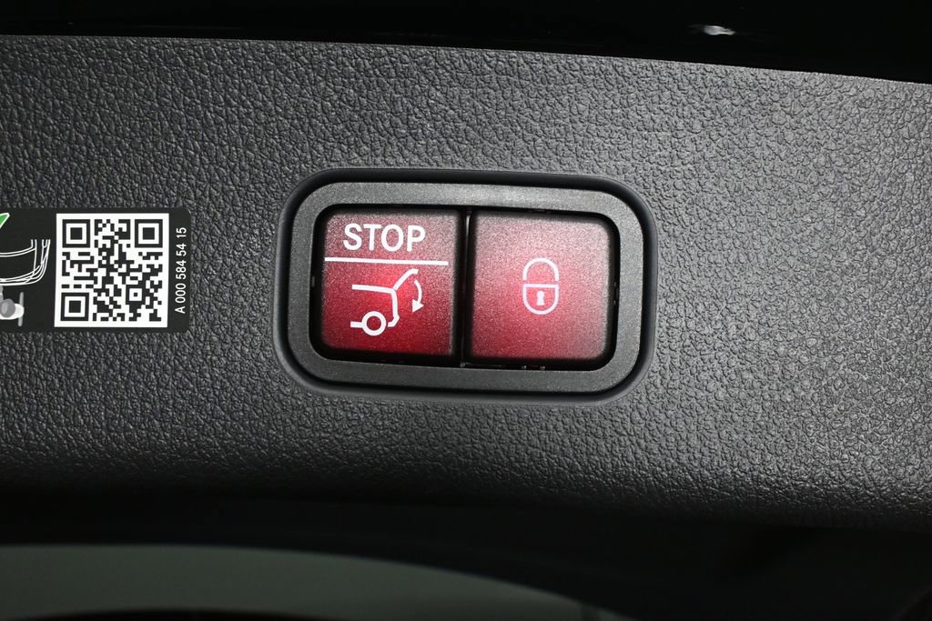 2026 Mercedes-Benz GLC 300