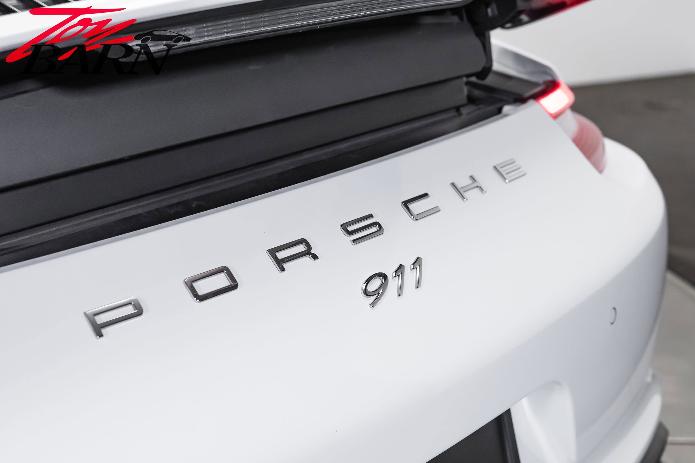 2017 Porsche 911 Carrera