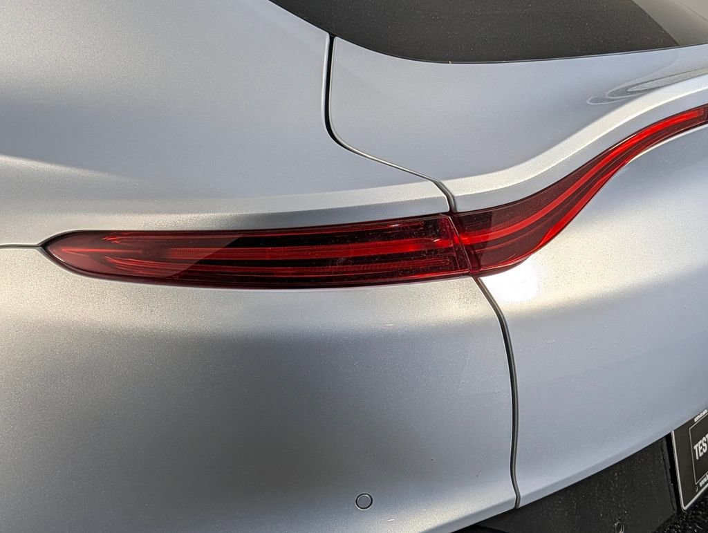 2021 Aston Martin DBX