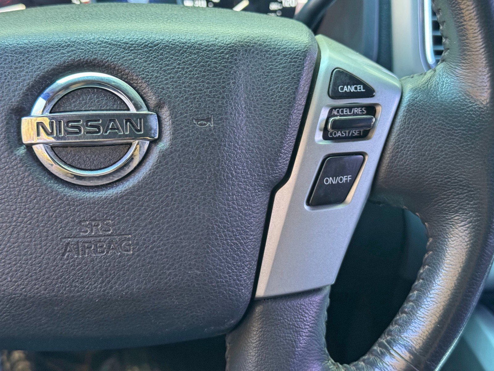 2016 Nissan Titan SL