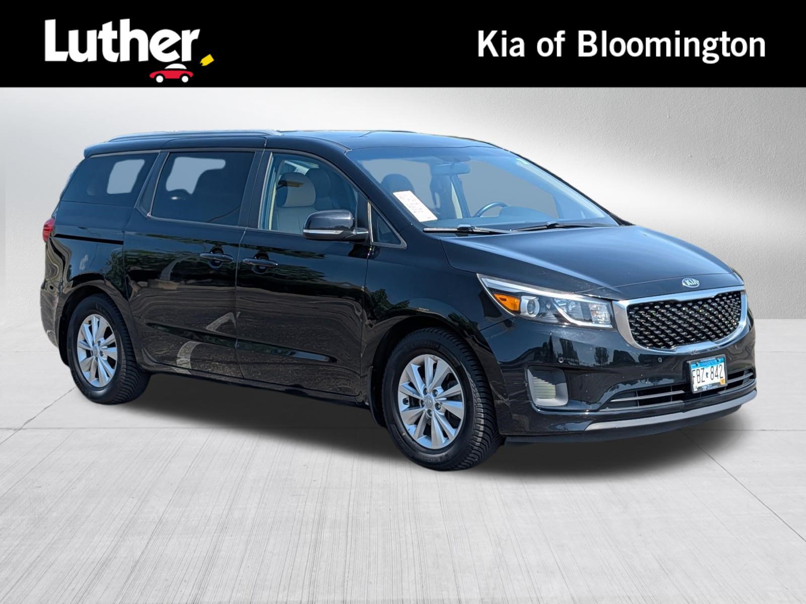 Used 2017 Kia Sedona LX w/ LX Essentials Premium Package