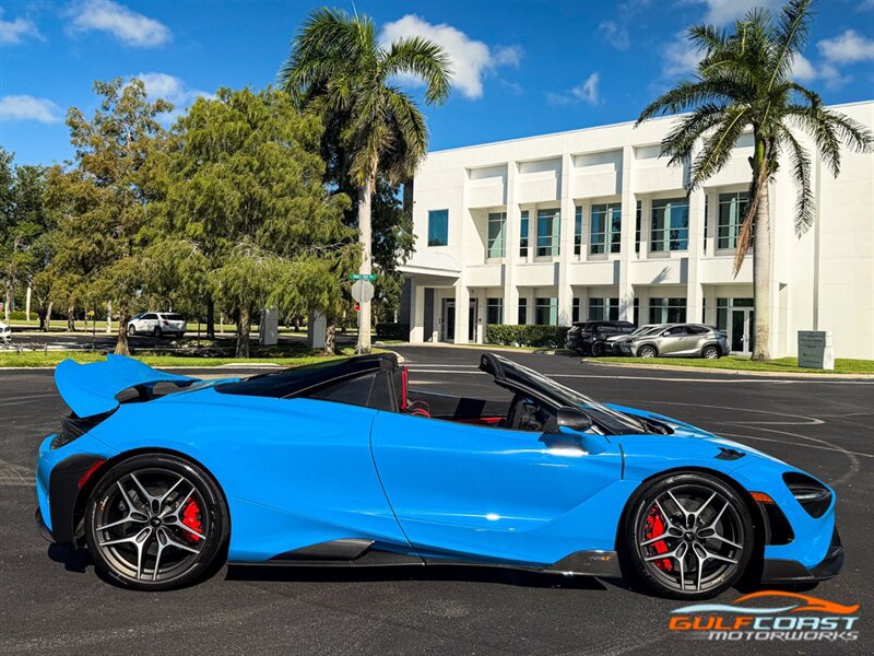 Used 2022 McLaren 765LT photo 65