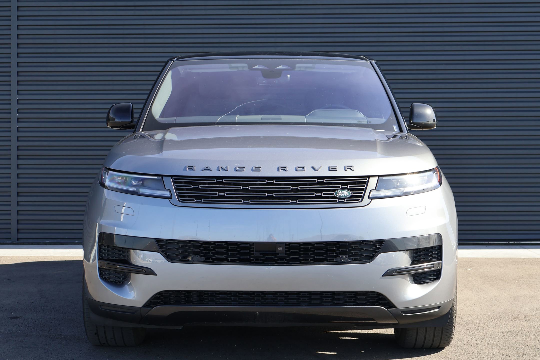 2023 Land Rover Range Rover Sport SE