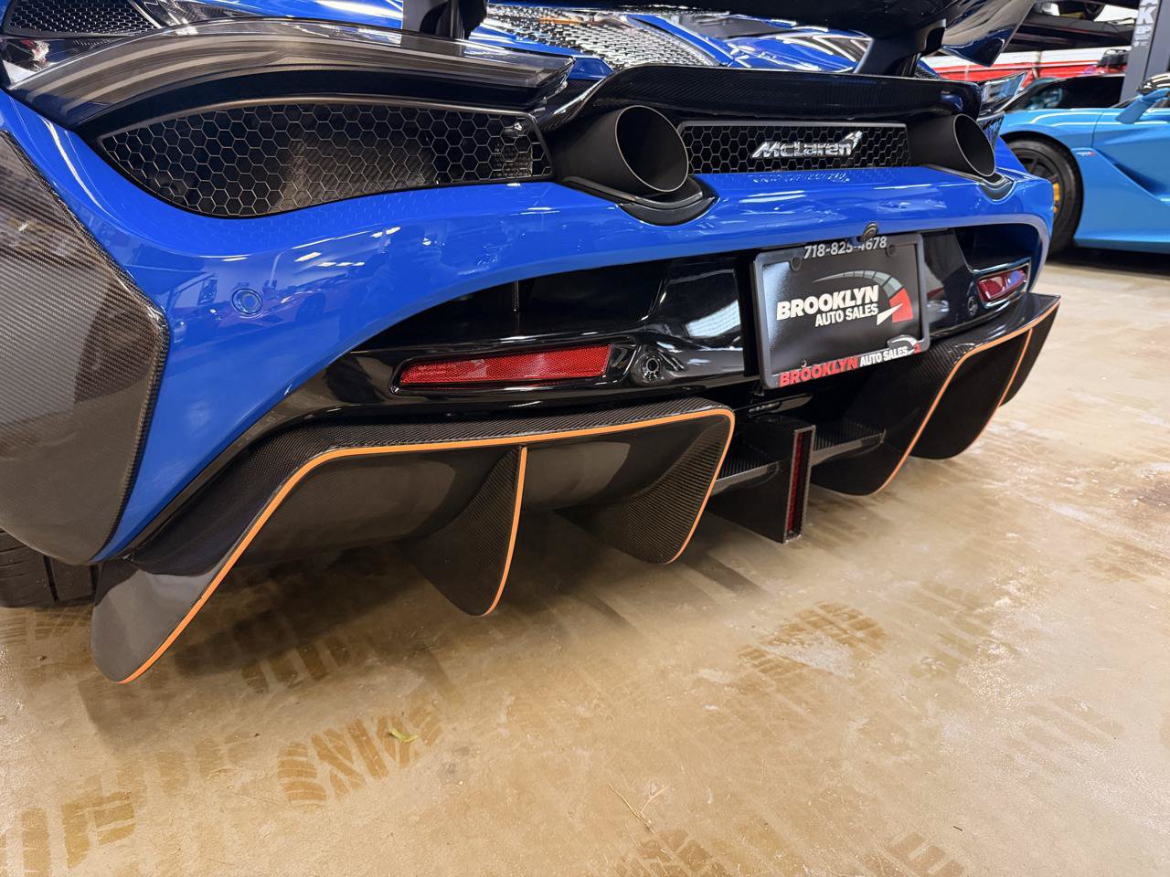Used 2022 McLaren 720S Performance photo 21