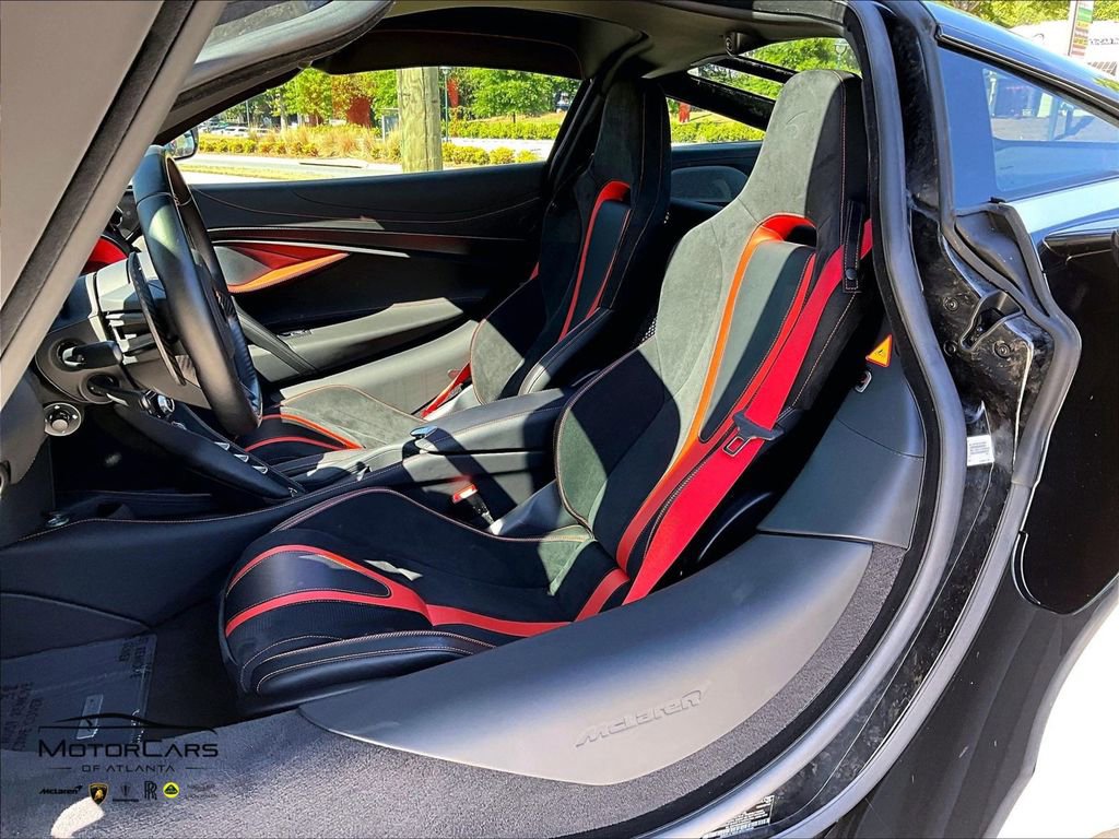 2021 McLaren 720S