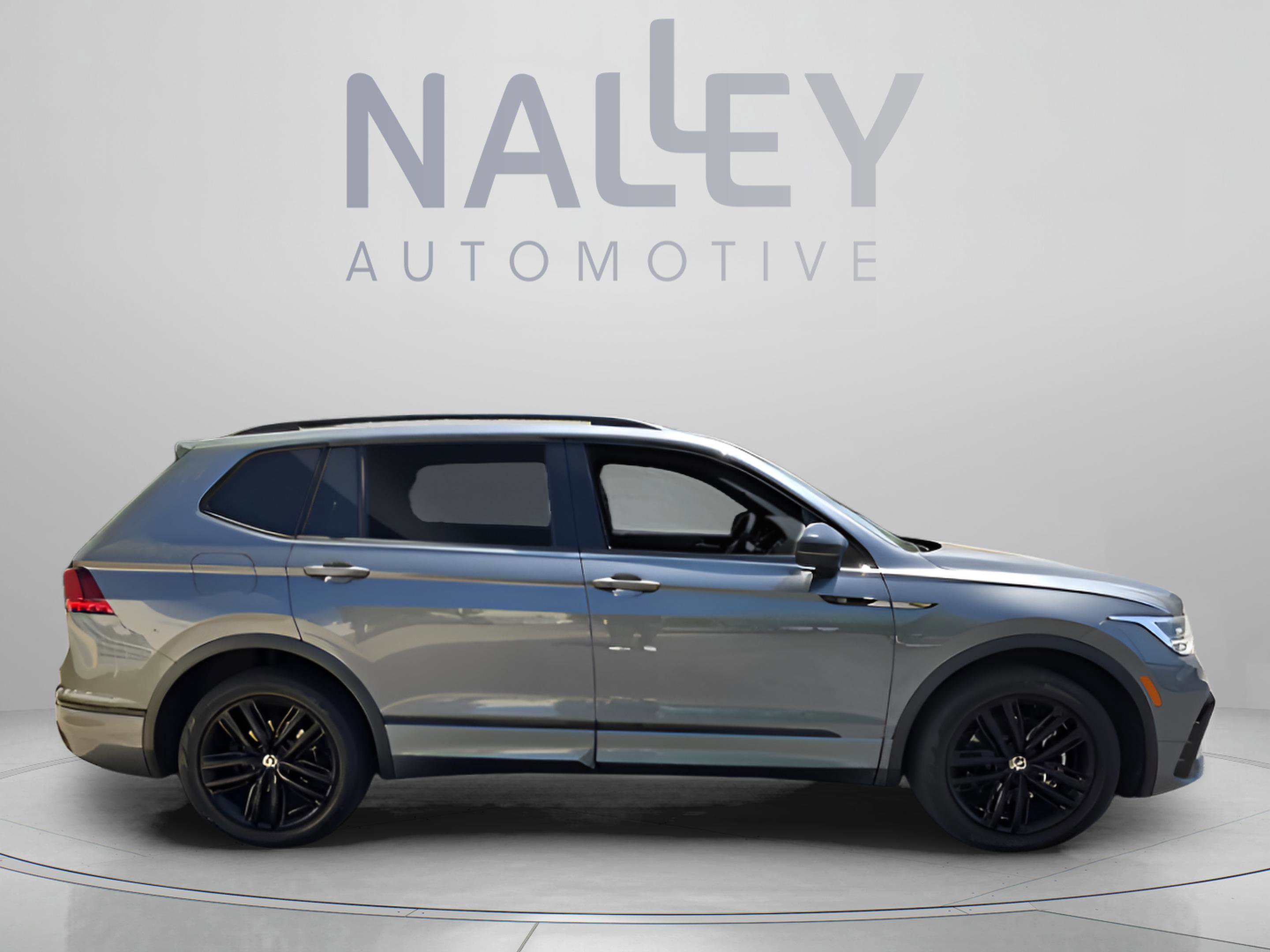 2022 Volkswagen Tiguan SE R-Line