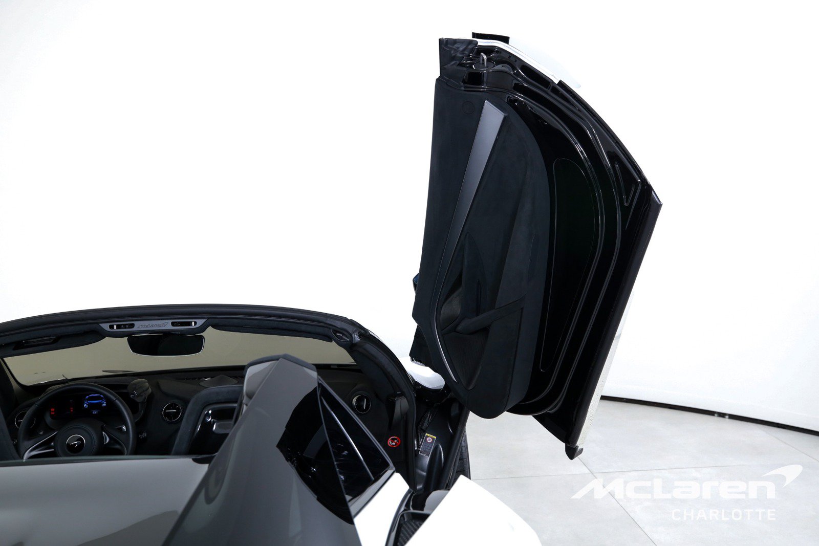 Used 2024 McLaren 750S Spider photo 19