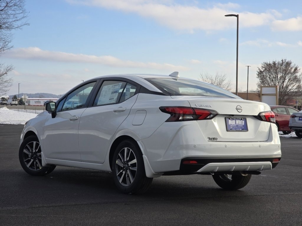 2025 Nissan Versa SV