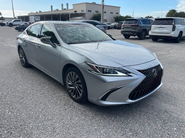 Used 2024 Lexus ES 350 w/ Technology Package