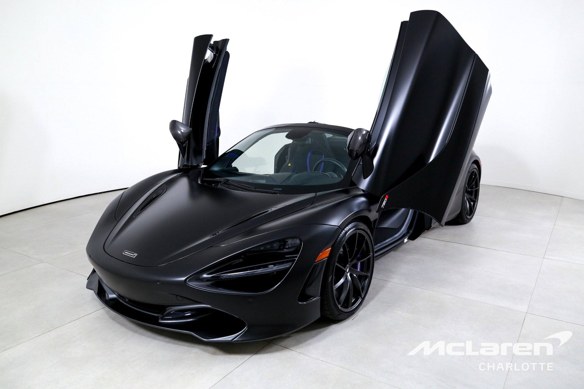 Used 2022 McLaren 720S Spider photo 6