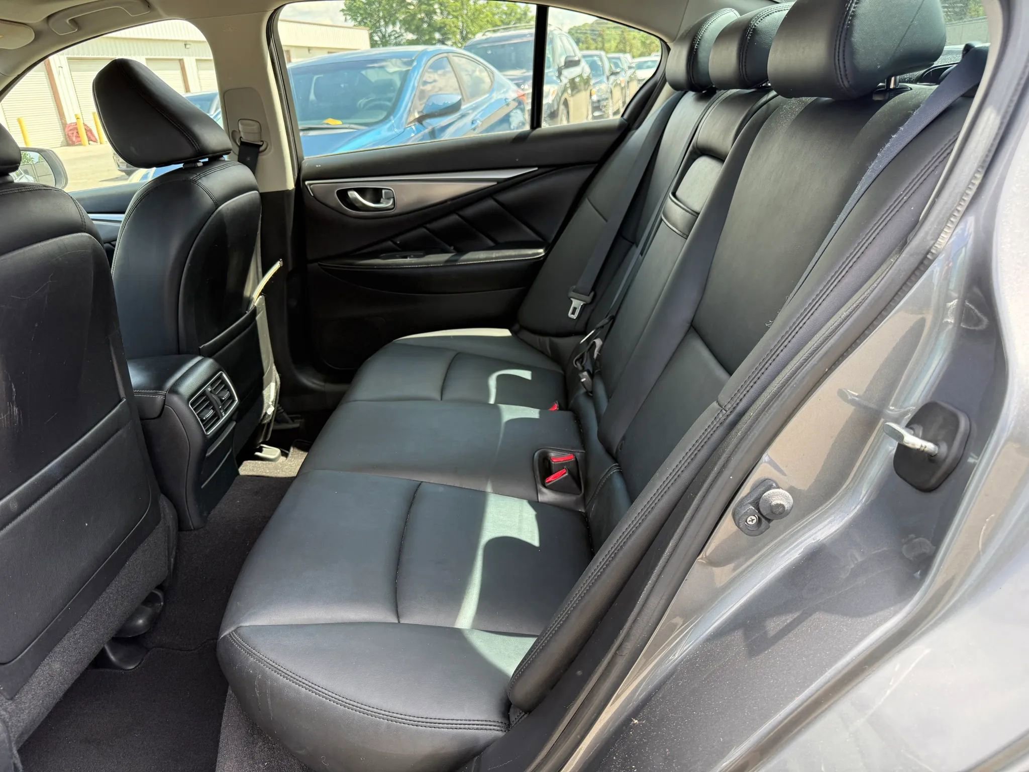 2015 INFINITI Q50 Premium