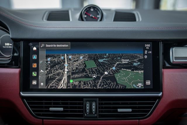 2022 Porsche Cayenne Platinum Edition