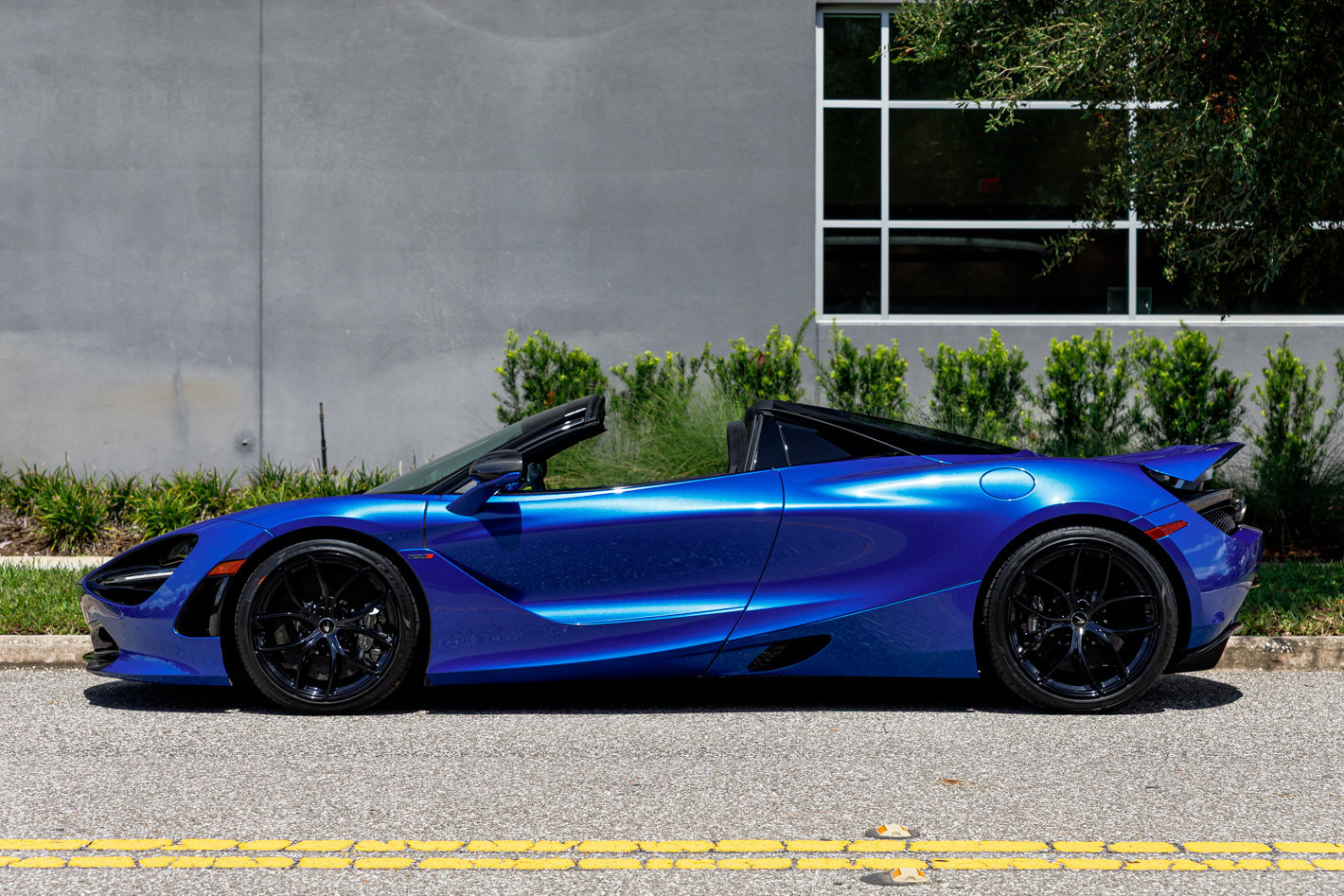 Used 2022 McLaren 720S Luxury photo 29