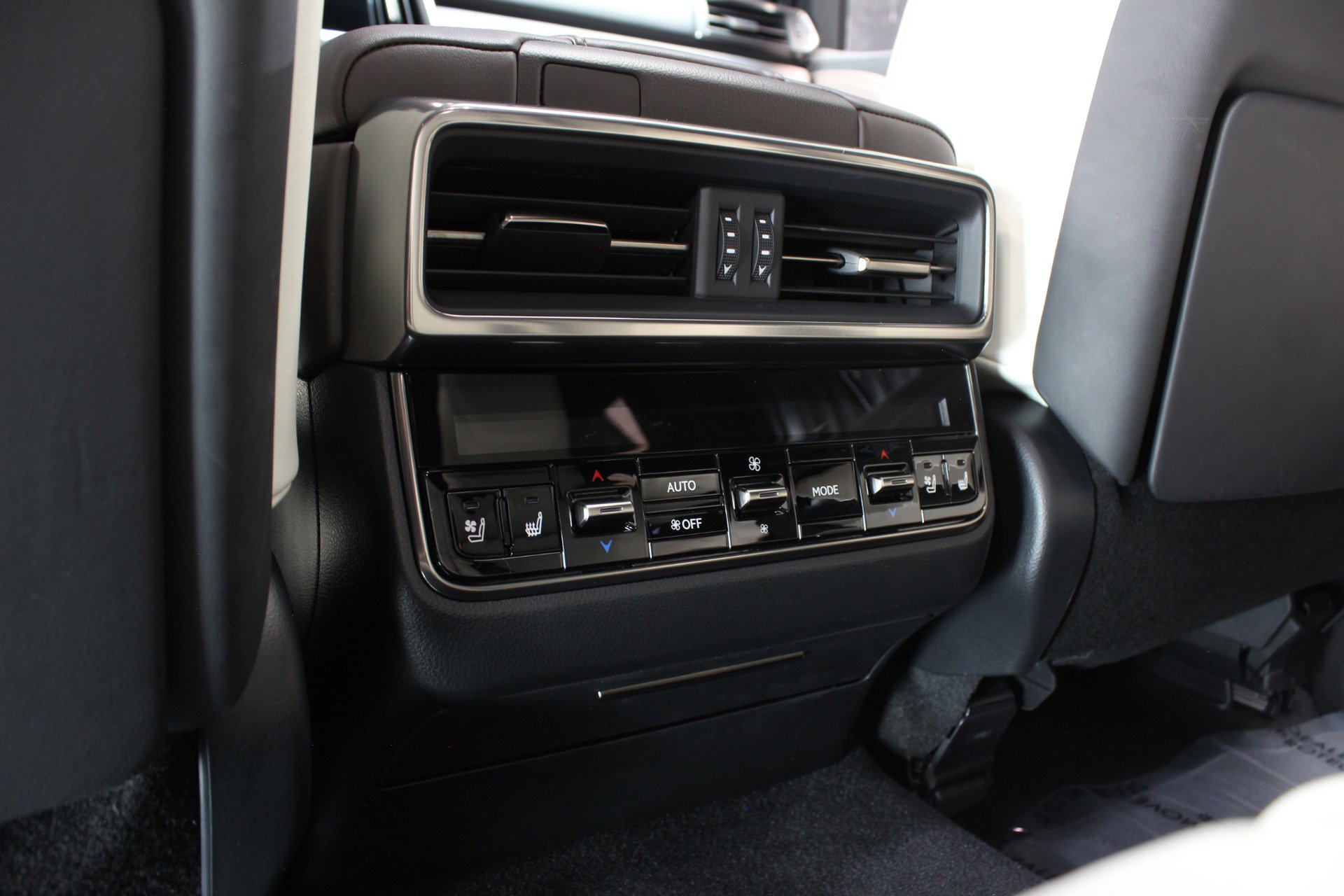 2023 Lexus LX 600 4WD