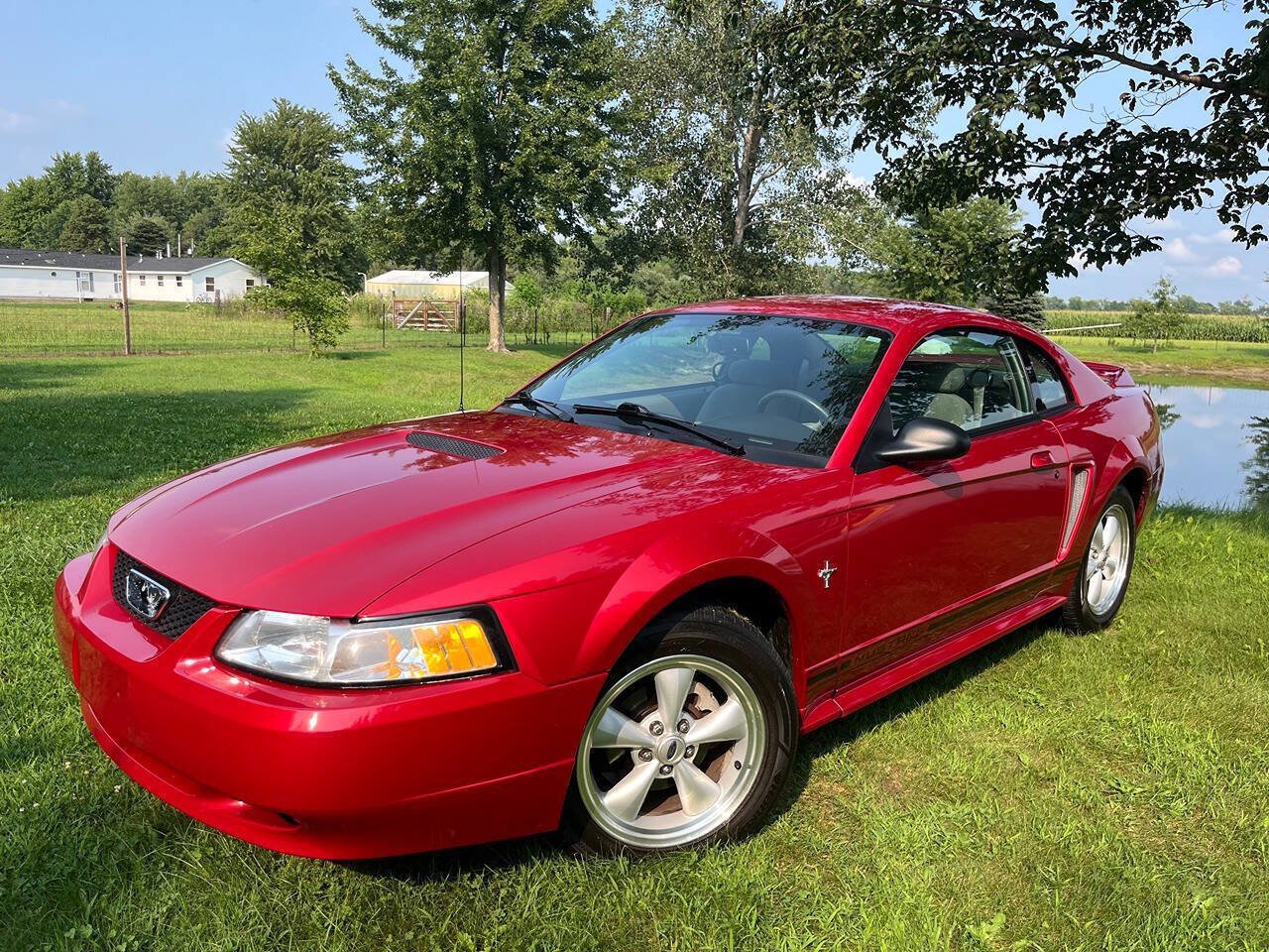 Used 2000 Ford Mustang Coupe