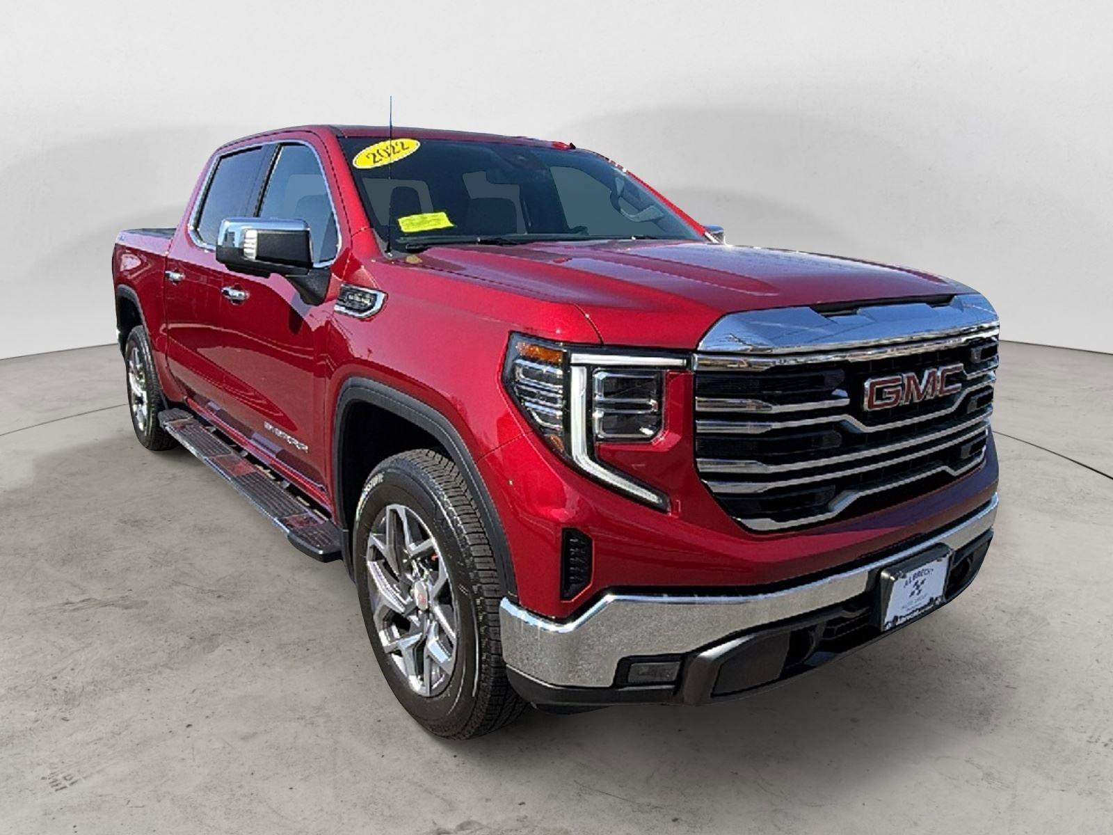 Certified 2022 GMC Sierra 1500 SLT w/ Max Trailering Package