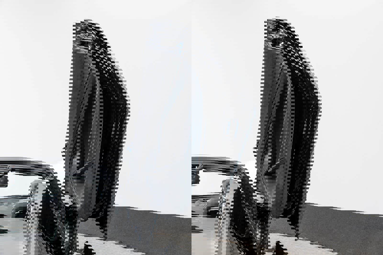 Used 2023 McLaren 720S Spider photo 35