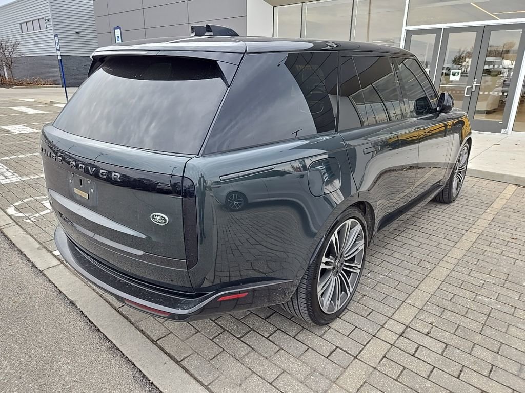 2023 Land Rover Range Rover SE