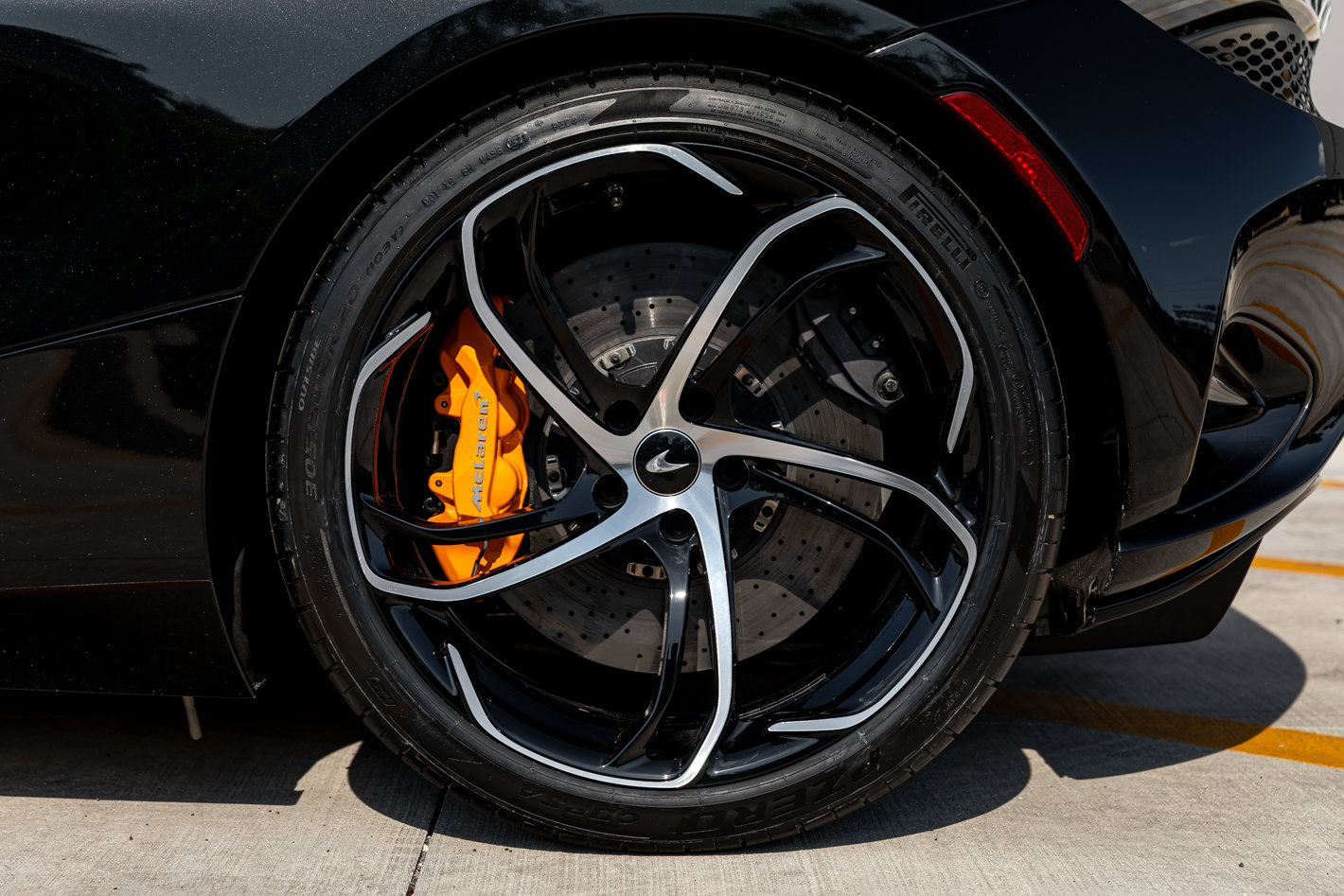 Used 2024 McLaren 750S photo 16