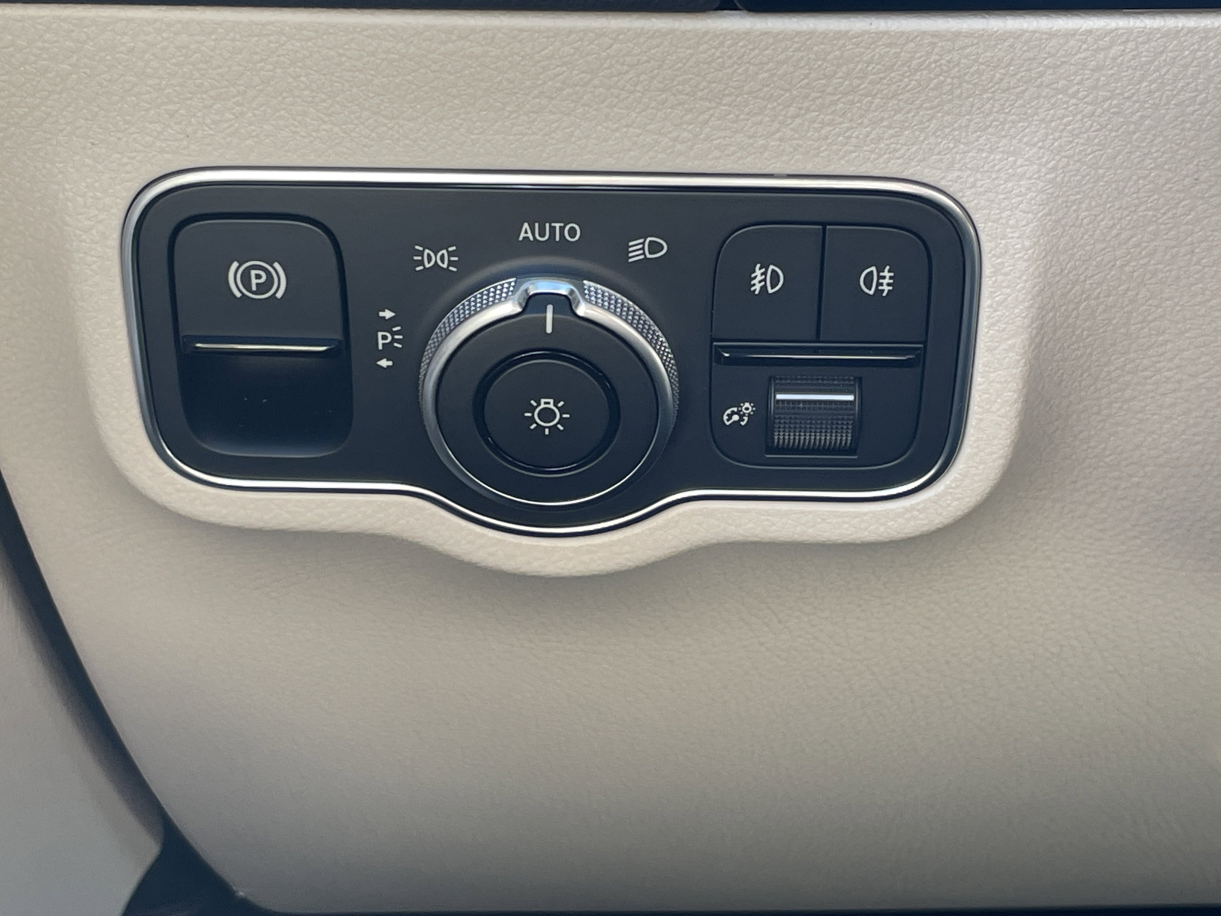 2026 Mercedes-Benz GLA 250