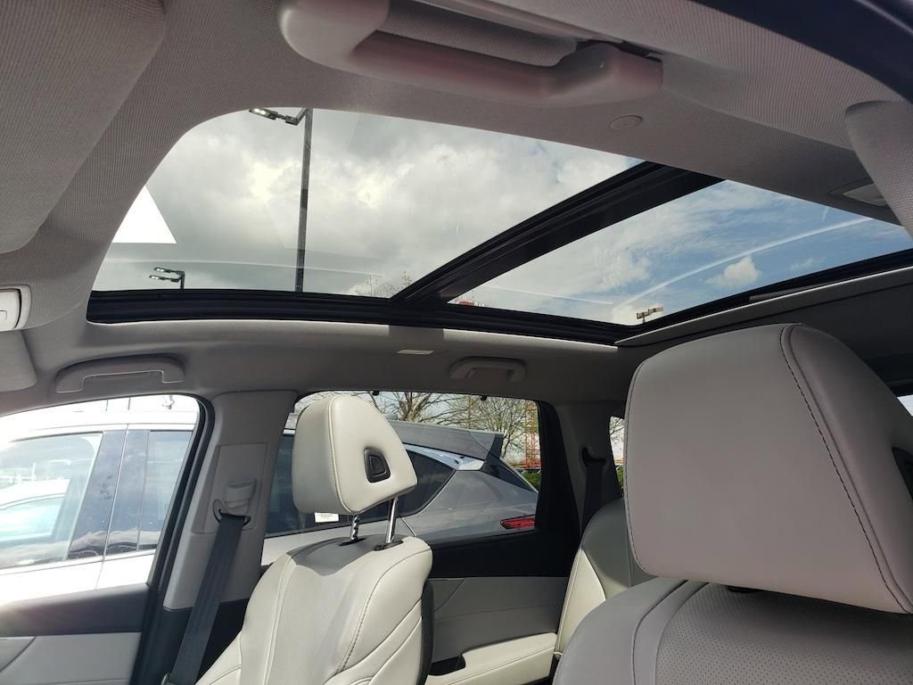 2023 Acura MDX SH-AWD w/ Technology Package