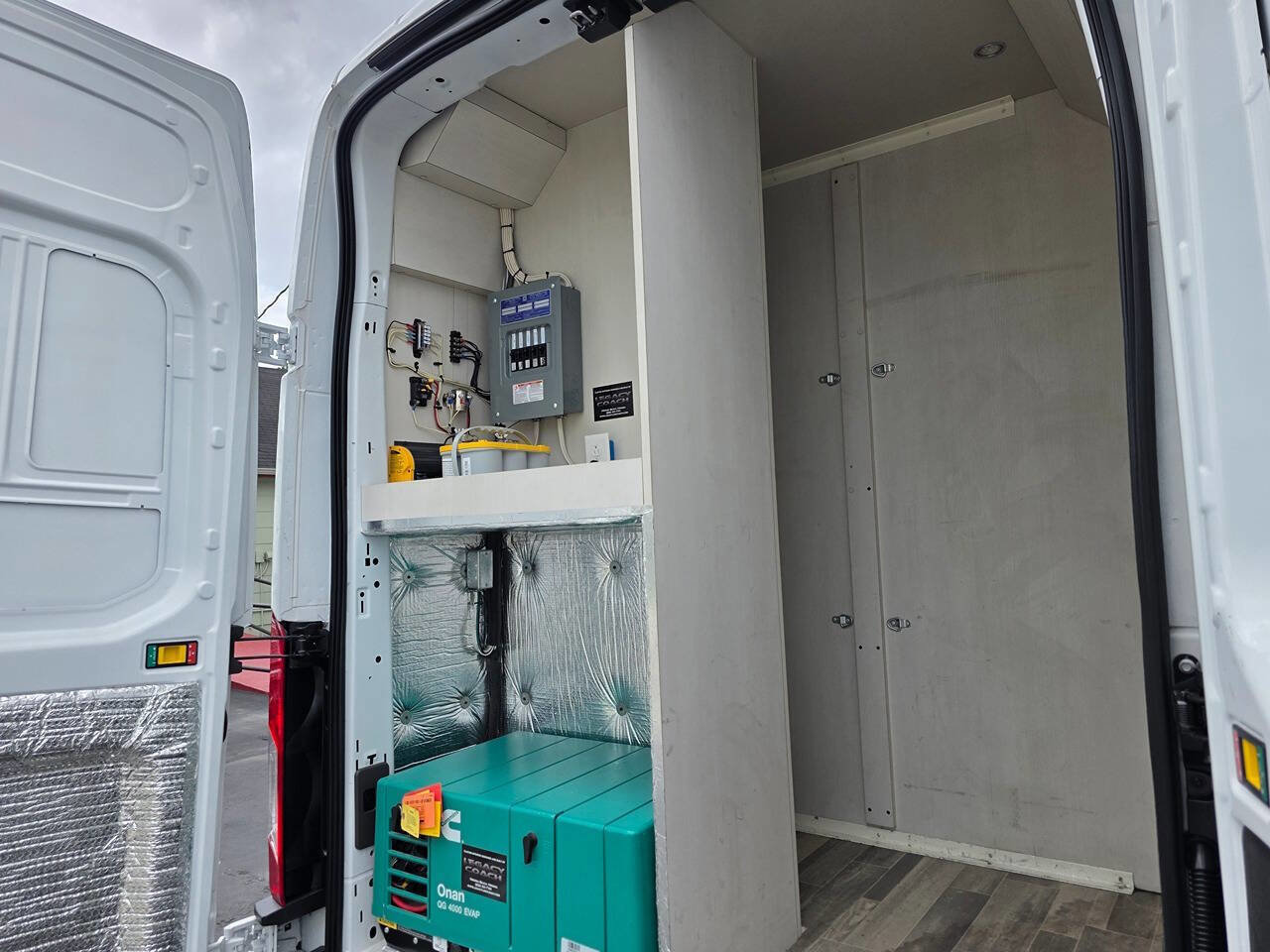 2020 Ford Transit 350 148" High Roof Extended