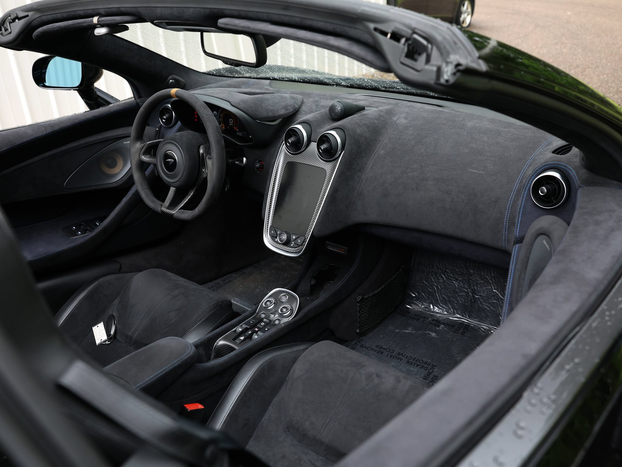 Used 2020 McLaren 600LT Spider photo 8