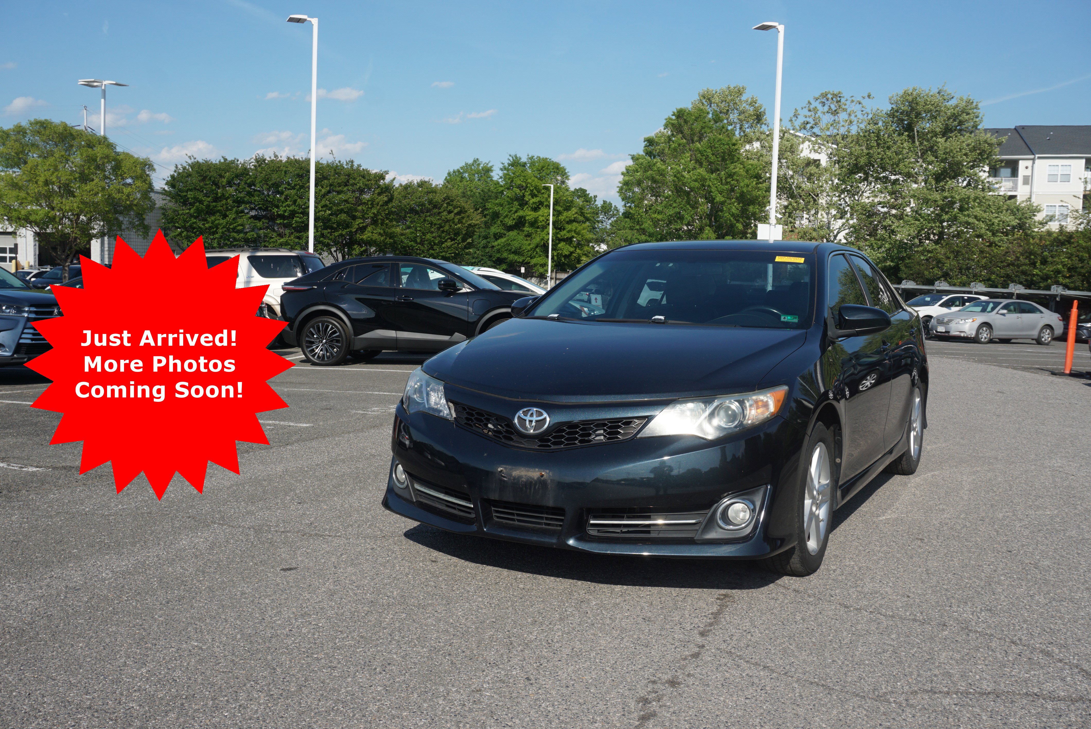Used 2014 Toyota Camry SE
