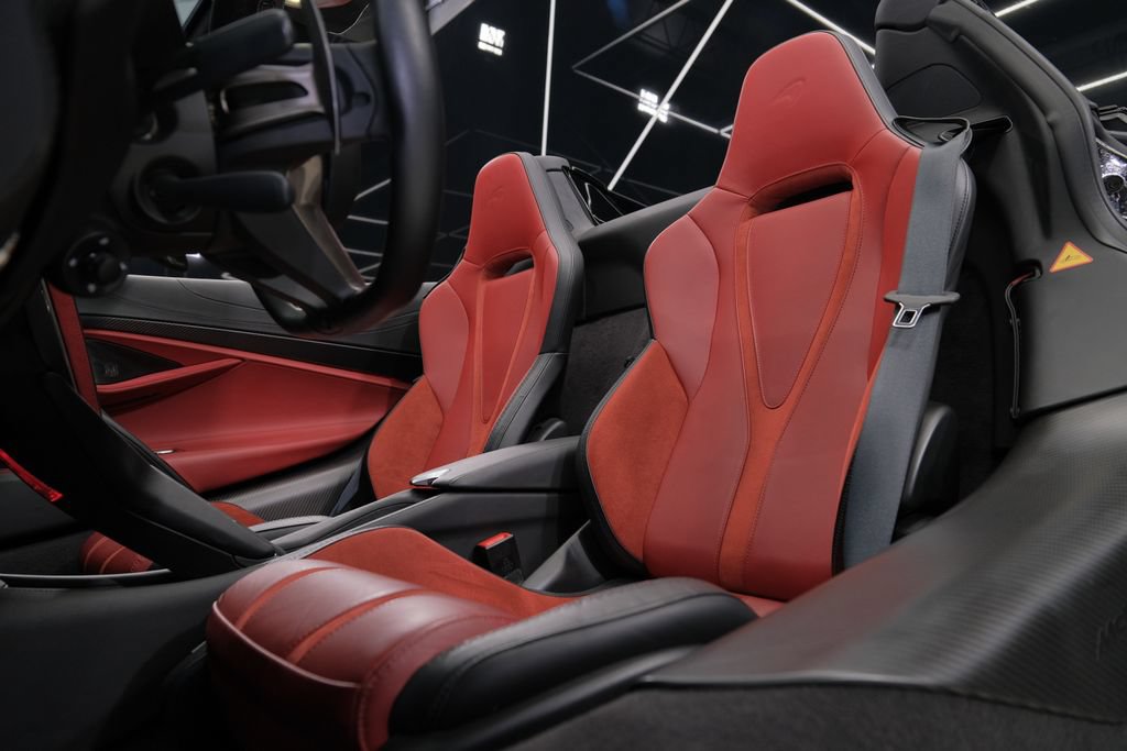 Used 2024 McLaren 750S Spider photo 22