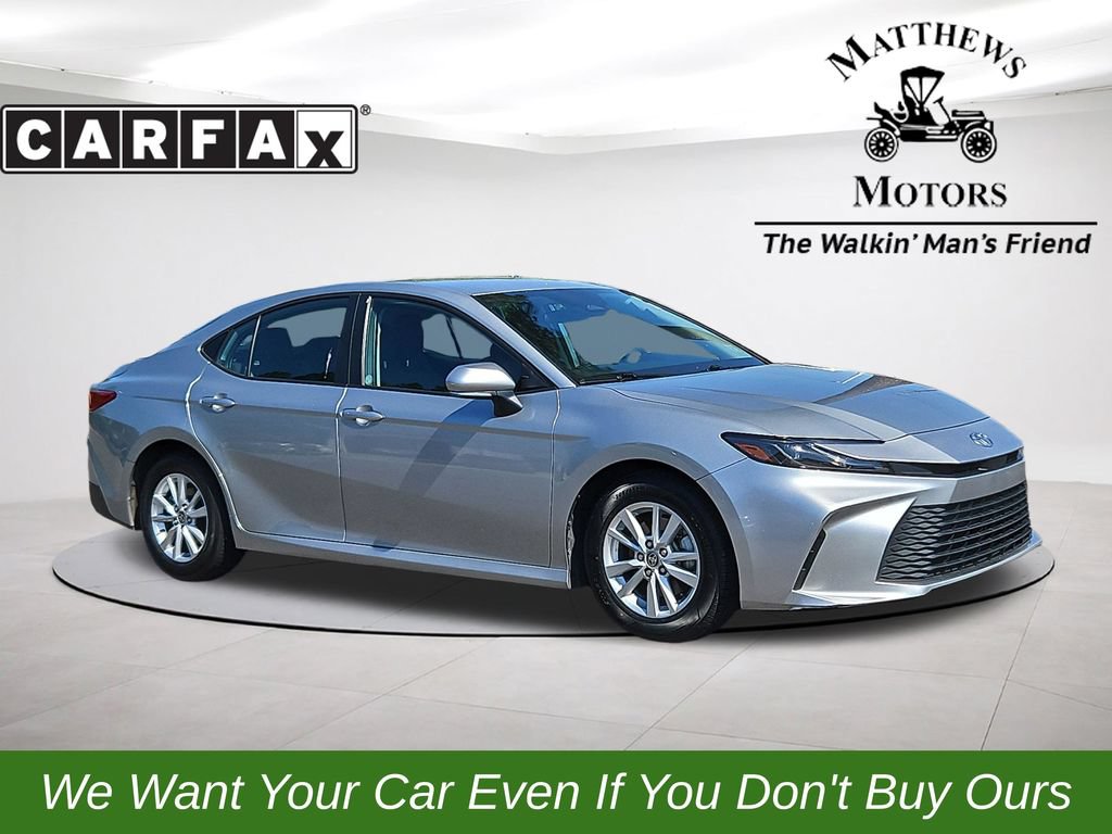 Used 2025 Toyota Camry SE