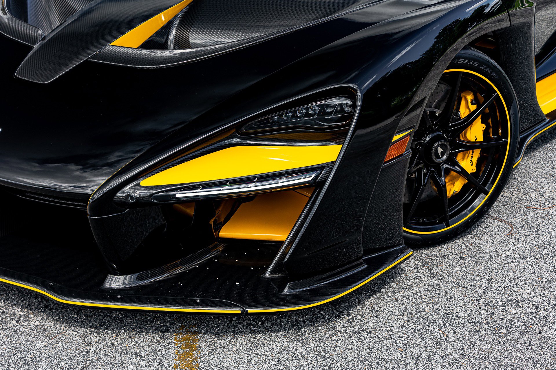 Used 2019 McLaren Senna photo 81