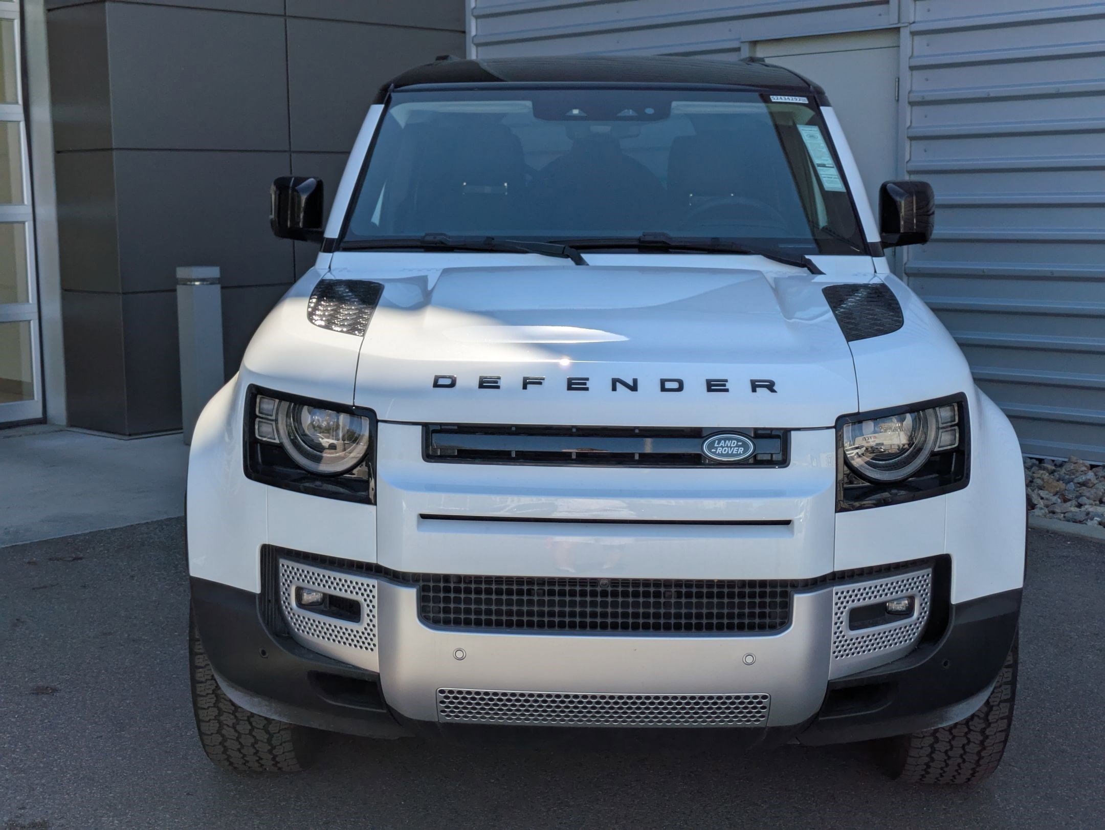 2025 Land Rover Defender 110 S