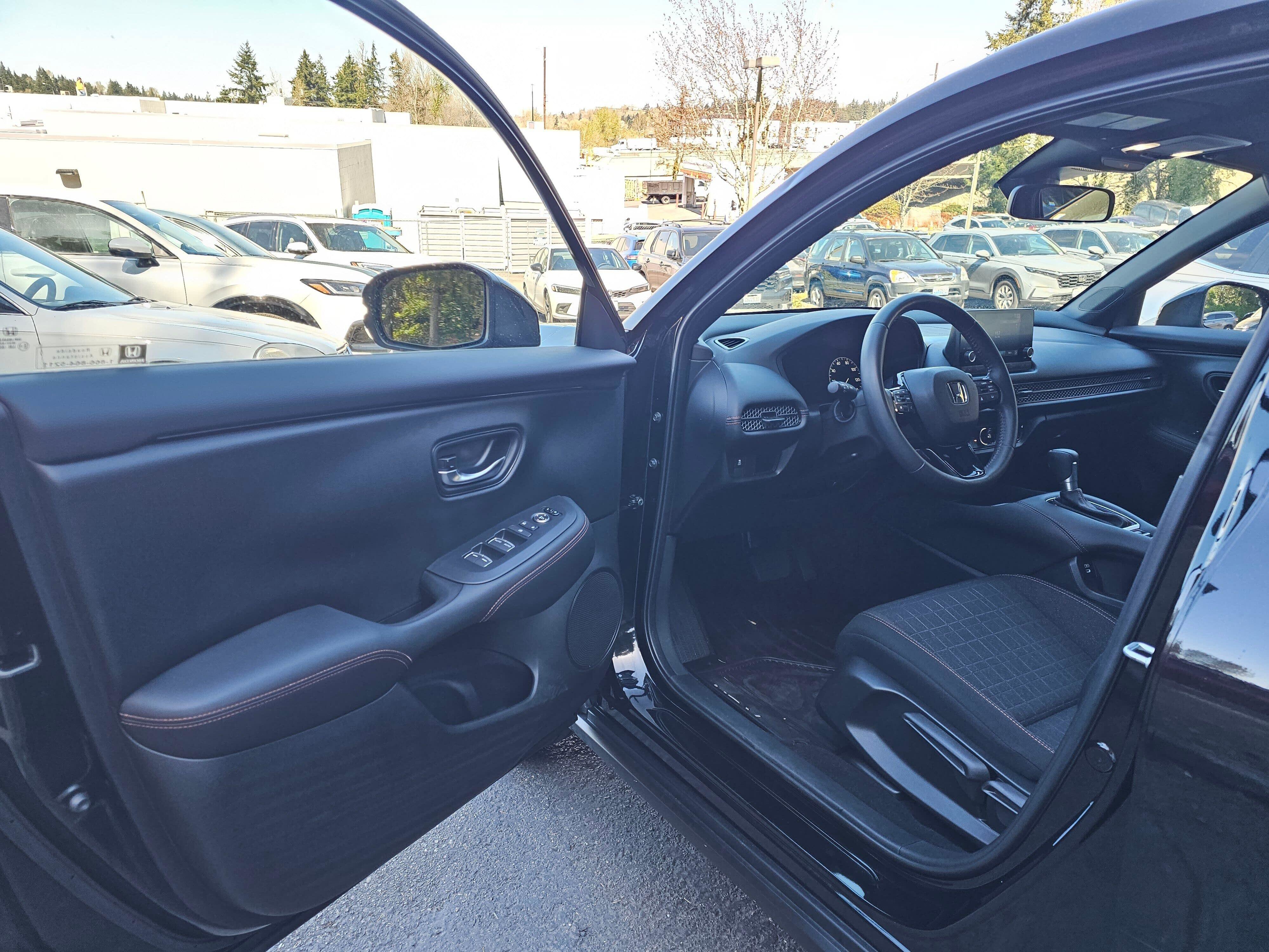 2025 Honda HR-V Sport