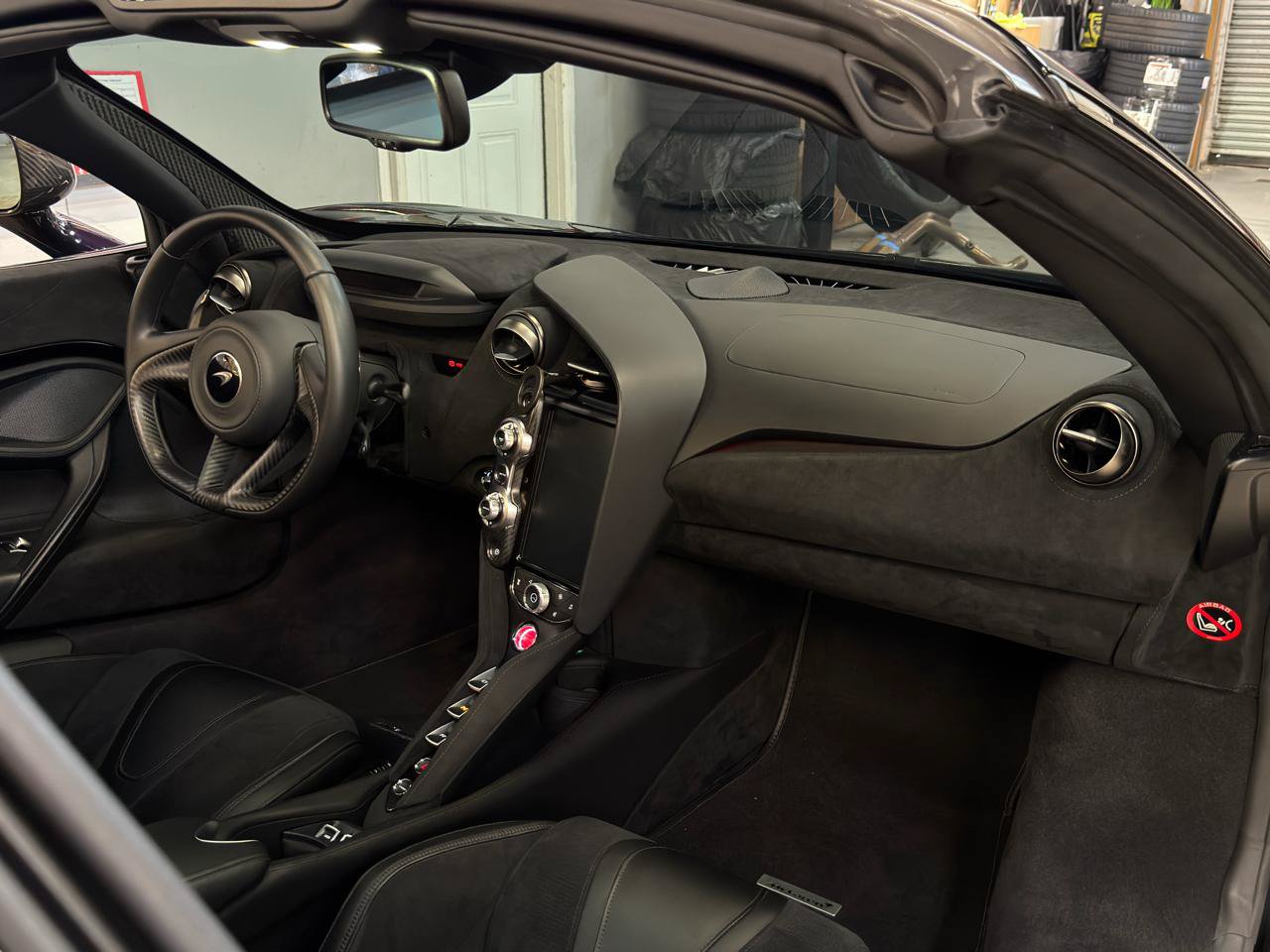 Used 2022 McLaren 720S Performance photo 26