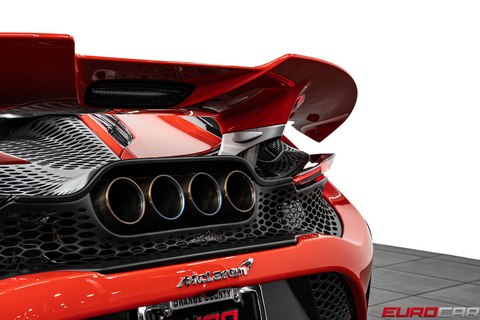 Used 2021 McLaren 765LT photo 25
