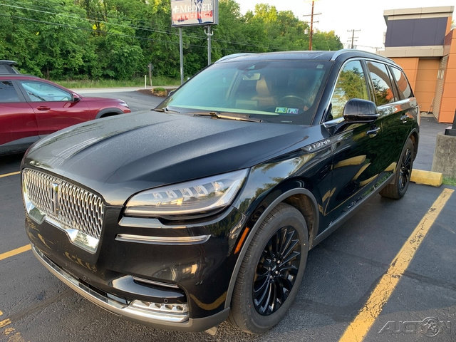 Used 2020 Lincoln Aviator Reserve w/ Elements Package Plus