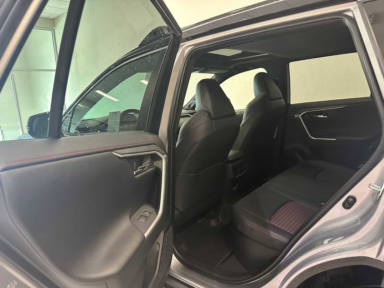 2025 Toyota RAV4 XSE