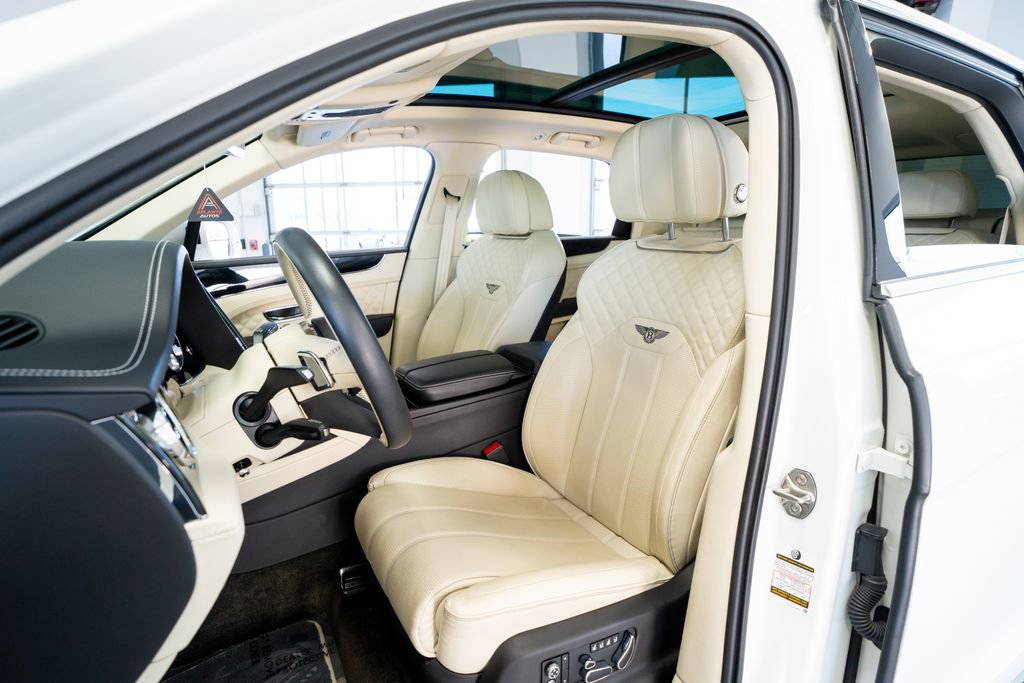 2021 Bentley Bentayga Plug-In Hybrid