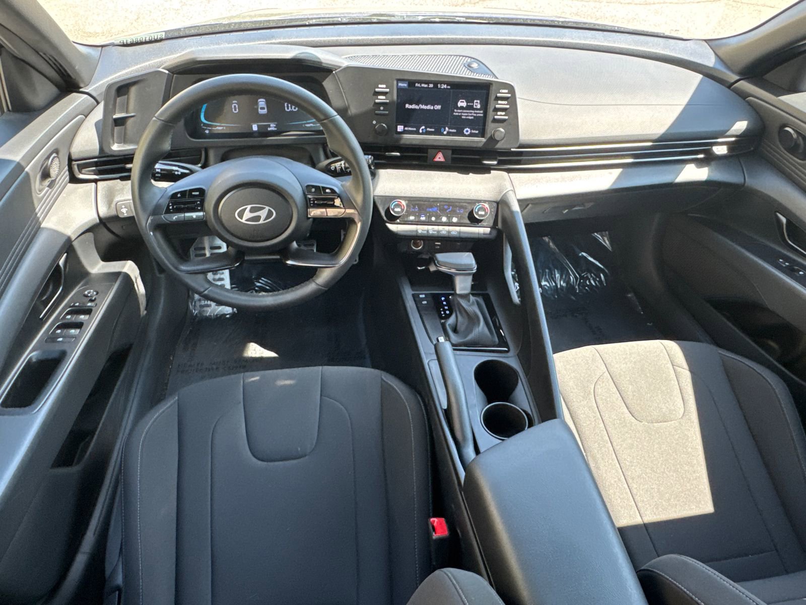 2025 Hyundai Elantra Sport