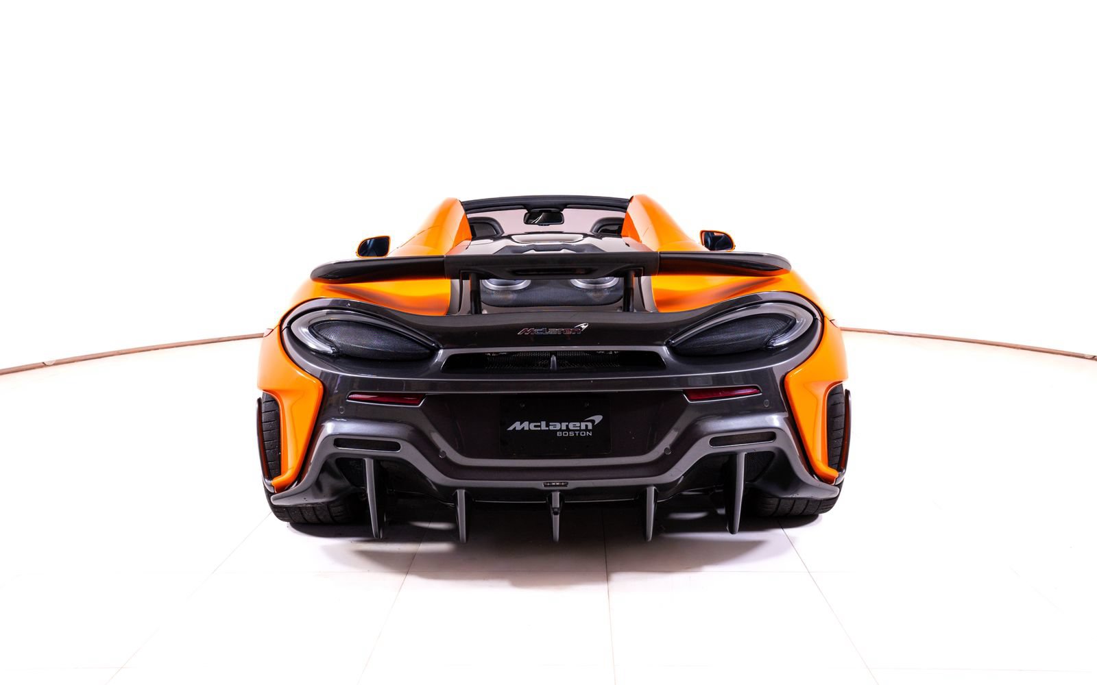 Used 2020 McLaren 600LT Spider photo 6