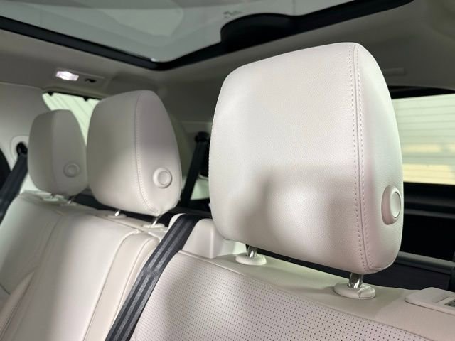 2026 Land Rover Discovery Dynamic SE